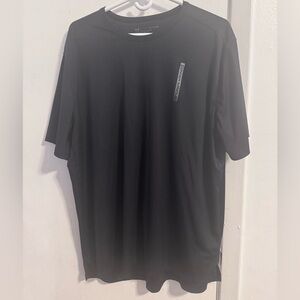 Under Armour Men's Black Short Sleeve Tee